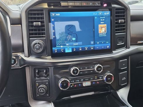 Used 2022 Ford F150 Platinum w/ Equipment Group 701A High image 9