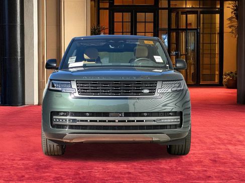 New 2026 Land Rover Range Rover SE image 7