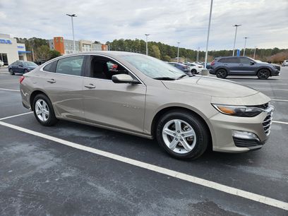Used 2024 Chevrolet Malibu LT