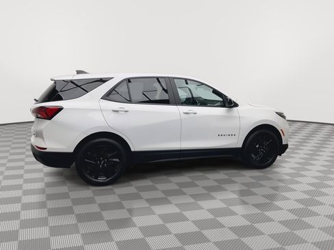 Used 2023 Chevrolet Equinox LS w/ LS Convenience Package AWD/4WD image 36