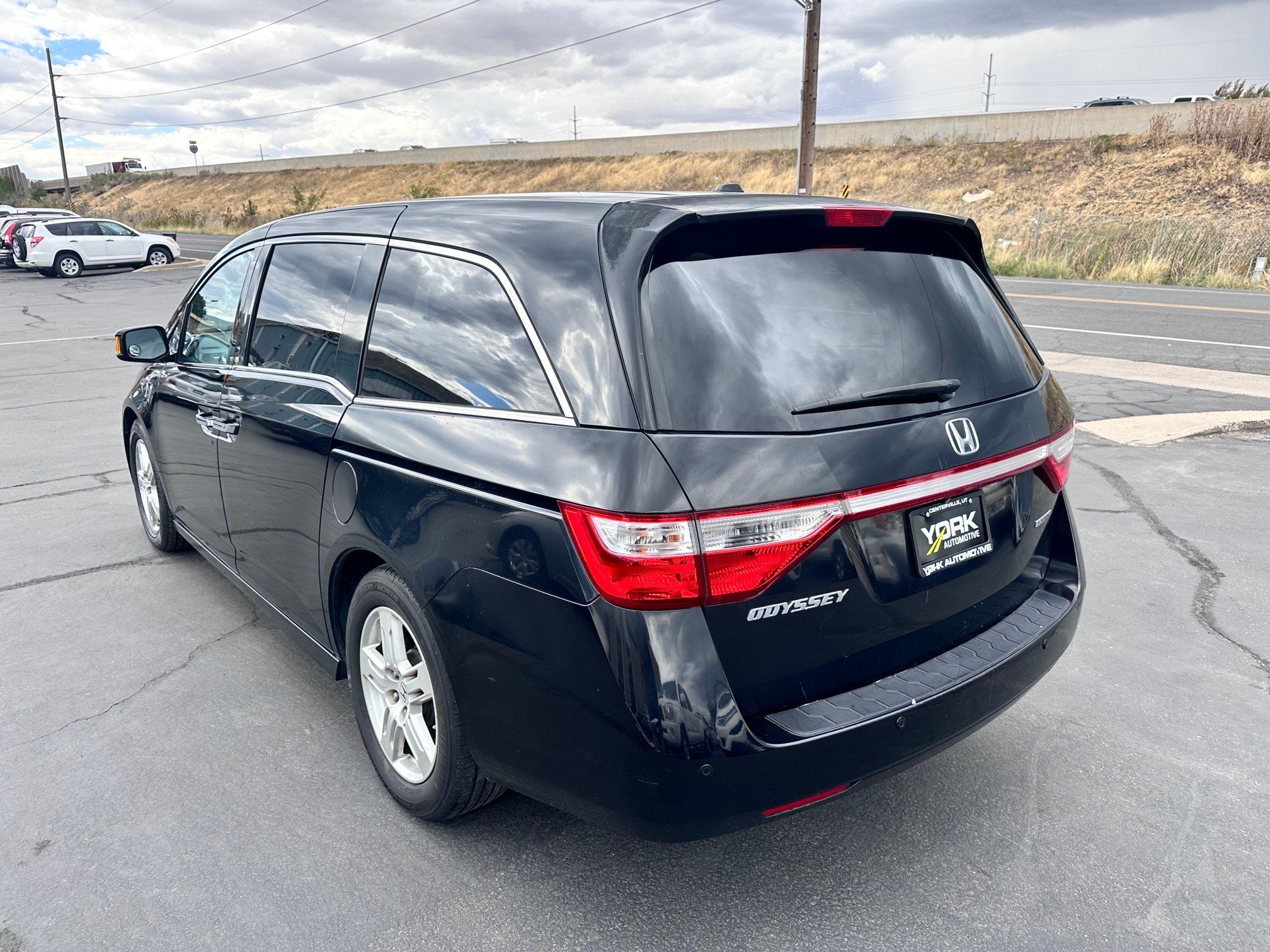 Used 2012 Honda Odyssey Touring image 4