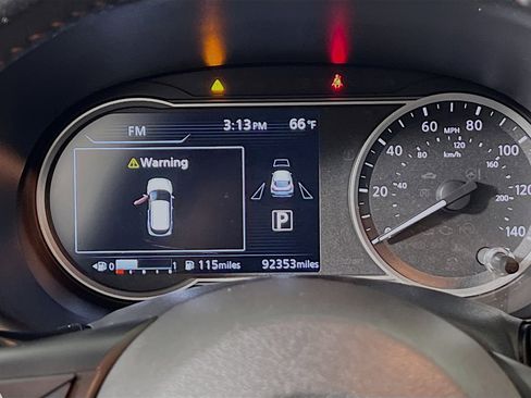 Used 2019 Nissan Kicks SR w/ SR Premium Package image 22