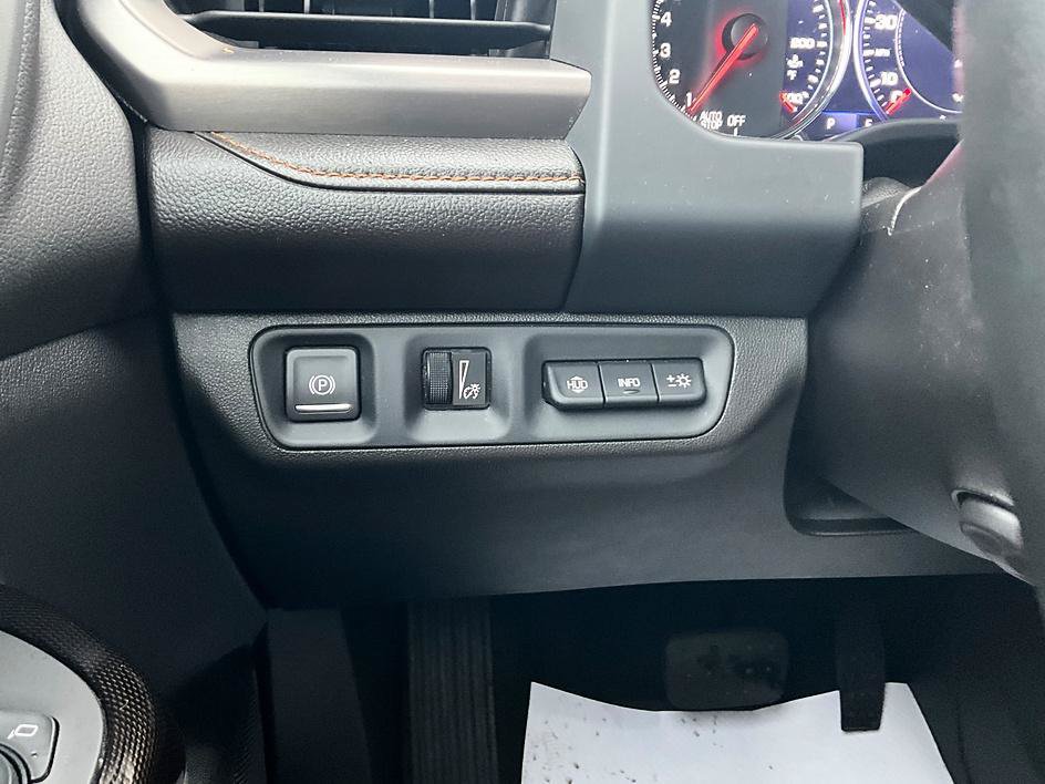 Used 2023 GMC Acadia AT4 w/ Technology Package AWD/4WD image 17