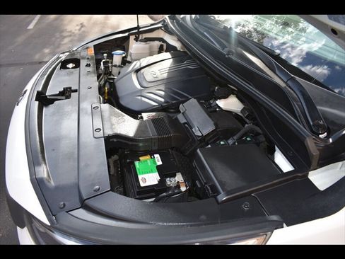 Used 2018 Kia Sedona SX Limited FWD image 45