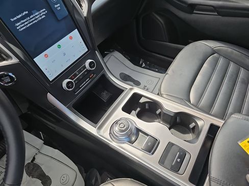 Used 2023 Ford Edge SEL w/ Convenience Package image 28