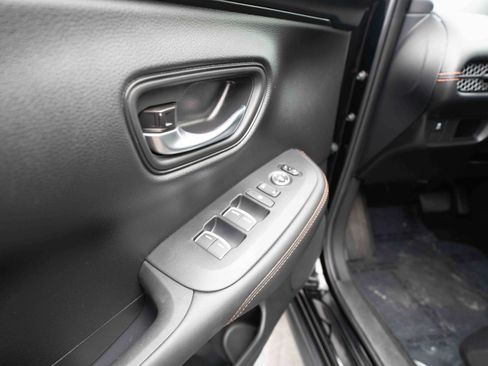 Used 2025 Honda HR-V Sport image 7