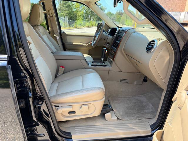 Used 2010 Ford Explorer Eddie Bauer AWD/4WD image 10