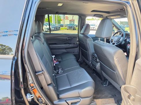 Used 2025 Honda Passport EX-L image 14