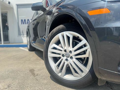Used 2018 Audi Q5 2.0T Premium Plus AWD/4WD image 19