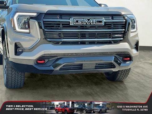 New 2026 GMC Terrain AT4 w/ LPO, Black Badging Package AWD/4WD image 15