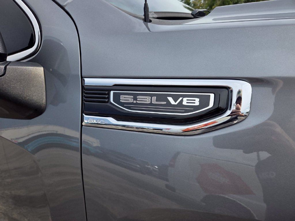 Used 2021 GMC Sierra 1500 SLT w/ SLT Premium Package AWD/4WD image 4
