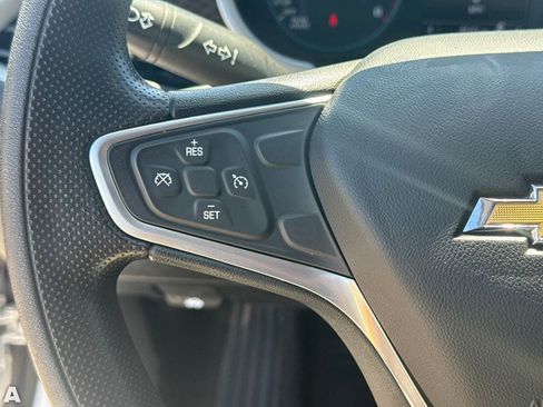 Used 2022 Chevrolet Malibu LT FWD image 21