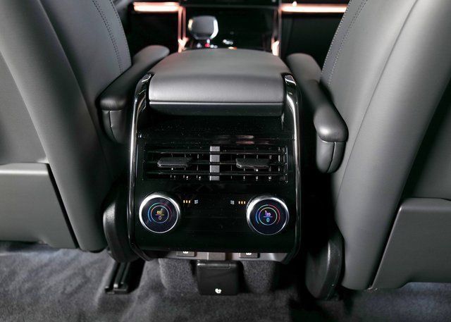 New 2026 Land Rover Range Rover Sport SE AWD/4WD image 20