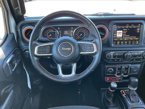 Used 2023 Jeep Gladiator Mojave image 8