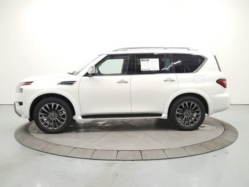 Used 2023 Nissan Armada Platinum w/ Captain's Chairs Package RWD image 4