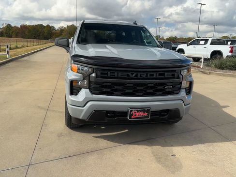 Certified 2025 Chevrolet Silverado 1500 Custom image 4