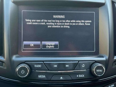 Used 2016 Buick Regal Premium w/ Driver Confidence Package #1 image 38