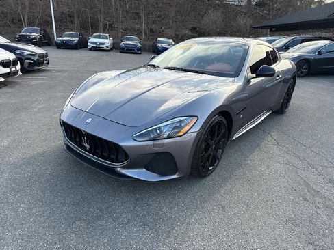 Used 2018 Maserati GranTurismo Sport image 2