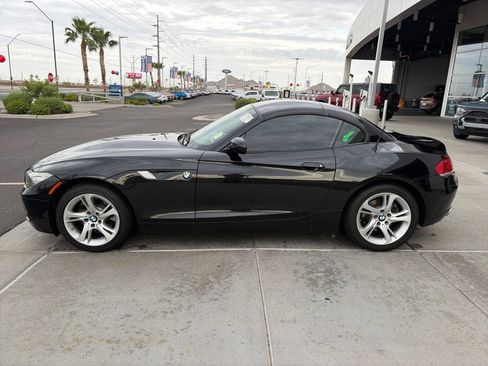 Used 2011 BMW Z4 sDrive35i RWD image 2