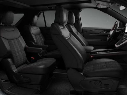 New 2026 Ford Explorer ST-Line w/ ST-Line Street Pack image 24