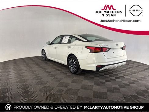 Certified 2024 Nissan Altima 2.5 SV image 8