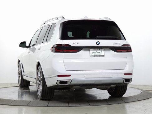 Used 2026 BMW X7 xDrive40i AWD/4WD image 6
