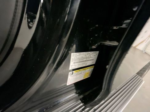 Used 2021 Ford Expedition XLT image 34