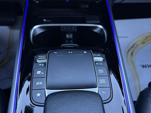 Used 2022 Mercedes-Benz EQB 300 EQB300 4MATIC image 52