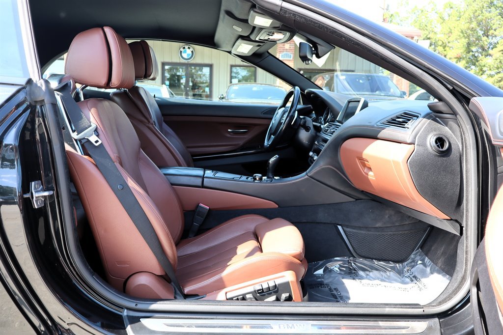 Used 2013 BMW 650i xDrive Convertible AWD/4WD image 24