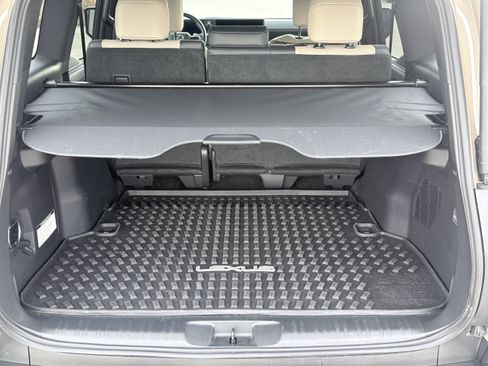 Used 2025 Lexus GX 550 image 19