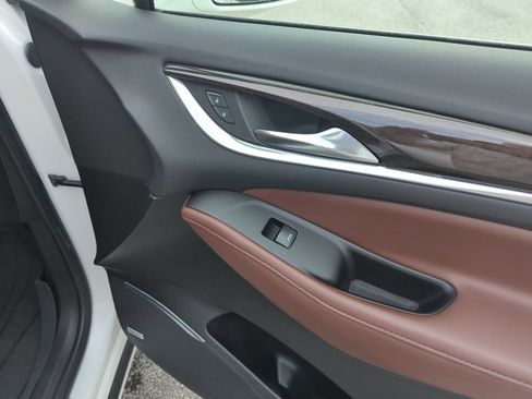 Used 2020 Buick Enclave Avenir w/ LPO, Floor Liner Package FWD image 39