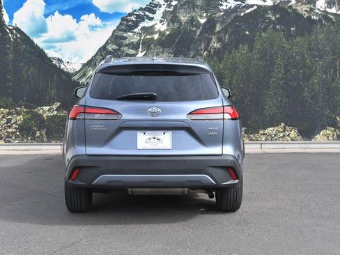 Certified 2022 Toyota Corolla Cross XLE w/ Convenience Package image 10