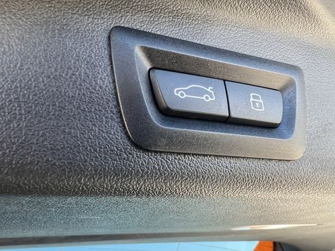 Used 2026 BMW X5 xDrive50e w/ M Sport Package image 32