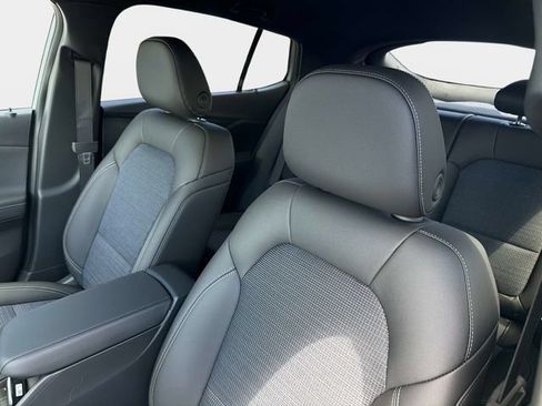 New 2026 Buick Envista Sport Touring w/ Convenience I Package FWD image 20