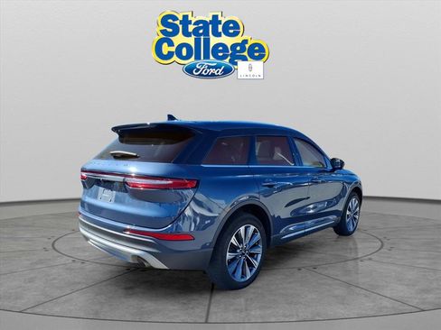 Used 2022 Lincoln Corsair Reserve w/ Equipment Group 201A image 4