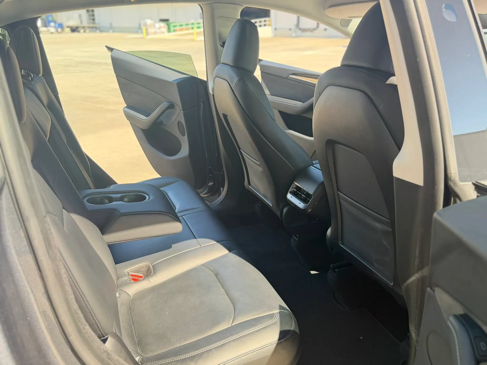 Used 2023 Tesla Model Y Long Range AWD/4WD image 22