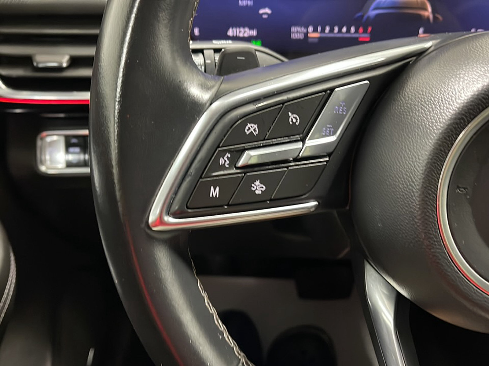 Used 2024 Buick Envision Preferred AWD/4WD image 6