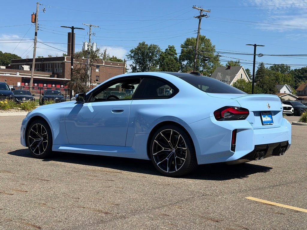 Used 2023 BMW M2 w/ Lighting Package RWD image 3