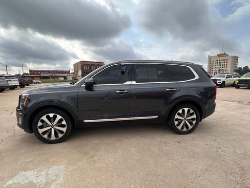 Used 2020 Kia Telluride S AWD/4WD image 2