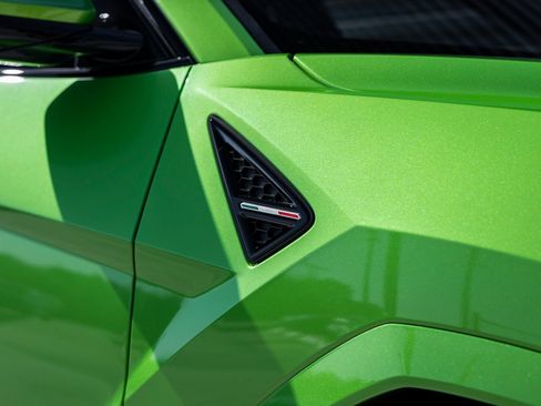 Used 2024 Lamborghini Urus S image 20