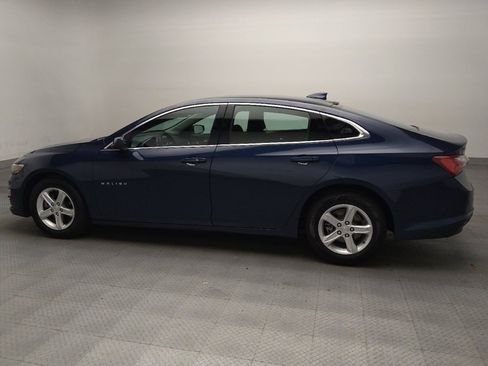 Used 2022 Chevrolet Malibu LT FWD image 3