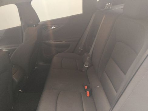 Used 2023 Chevrolet Malibu LS FWD image 18