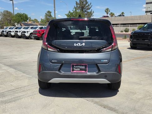 Used 2023 Kia Soul EX FWD image 7
