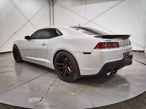 Used 2015 Chevrolet Camaro SS w/ SS Performance Package RWD image 5