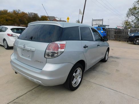 Used 2005 Toyota Matrix 4dr Wgn Auto FWD image 8