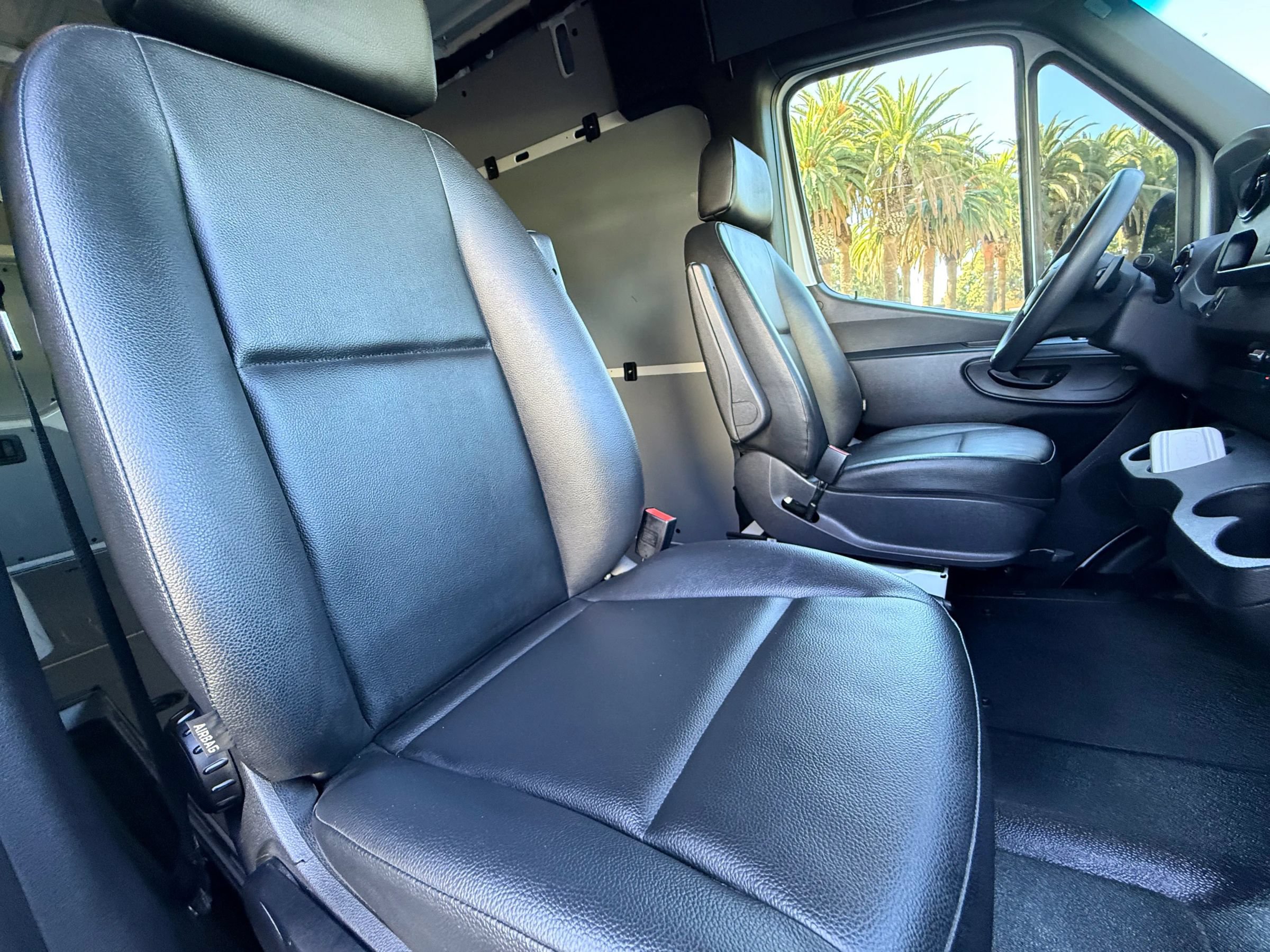 Used 2022 Mercedes-Benz Sprinter 2500 144 Cargo image 15
