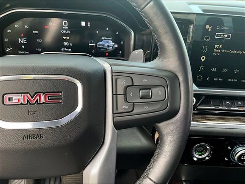 Used 2023 GMC Sierra 1500 Elevation AWD/4WD image 15