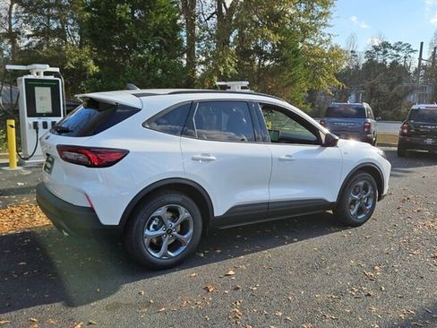 New 2026 Ford Escape ST-Line w/ Tech Pack #1 image 15