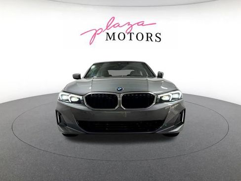 Used 2025 BMW 330i xDrive Sedan w/ Premium Package AWD/4WD image 3