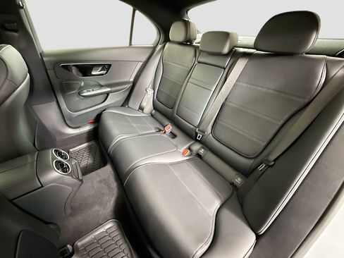 Used 2022 Mercedes-Benz C 300 4MATIC Sedan image 25